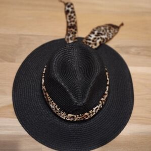 Gorgeous fashion hat